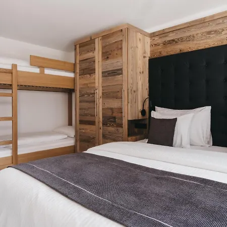Vaya Paznaun Inklusive Silvretta Card Premium Im Sommer Гальтюр