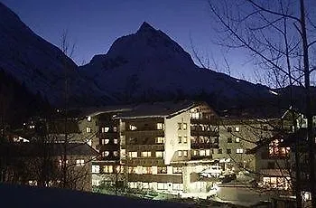 Hotel Vaya Paznaun Inklusive Silvretta Card Premium Im Sommer Galtür