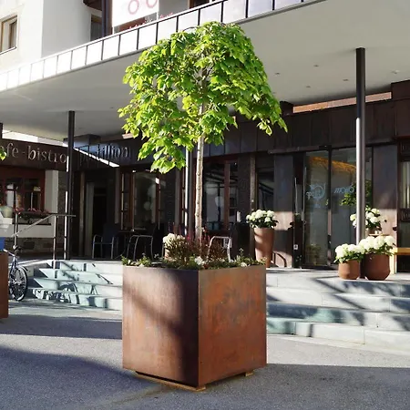 Vaya Paznaun Inklusive Silvretta Card Premium Im Sommer 4* Гальтюр