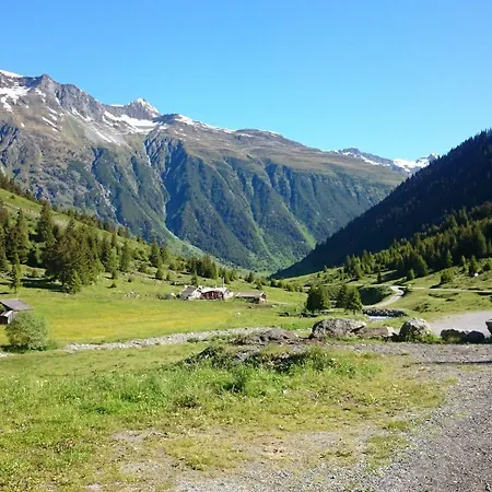 Отель Vaya Paznaun Inklusive Silvretta Card Premium Im Sommer Гальтюр