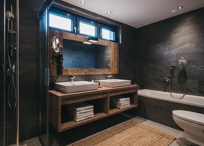 Vaya Paznaun Inklusive Silvretta Card Premium Im Sommer 4* Galtür