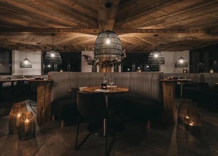 Vaya Paznaun Inklusive Silvretta Card Premium Im Sommer Hotel Galtür