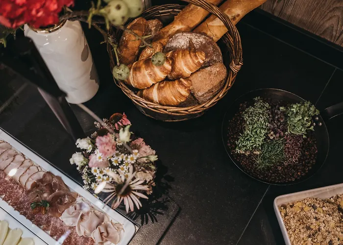 Hotel Vaya Paznaun Inklusive Silvretta Card Premium Im Sommer 4*