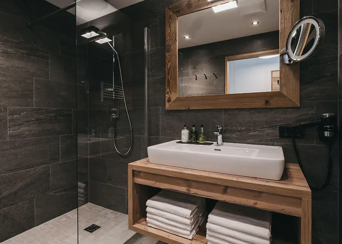 Vaya Paznaun Inklusive Silvretta Card Premium Im Sommer