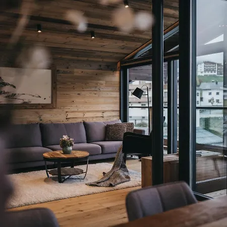 Hotel Vaya Paznaun Inklusive Silvretta Card Premium Im Sommer Galtür