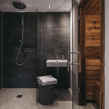 Hotel Vaya Paznaun Inklusive Silvretta Card Premium Im Sommer