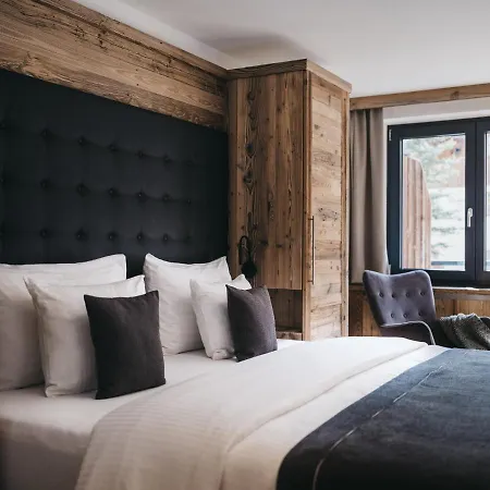 Vaya Paznaun Inklusive Silvretta Card Premium Im Sommer Otel