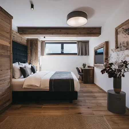 Vaya Paznaun Inklusive Silvretta Card Premium Im Sommer Otel Galtür